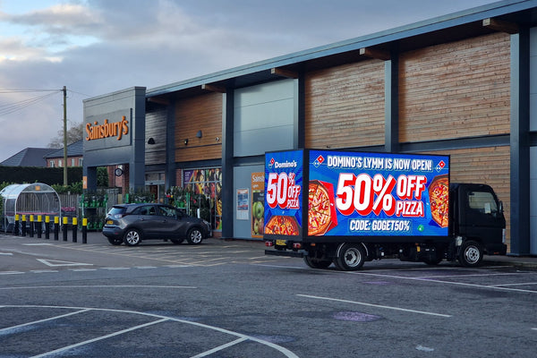 Hire Big Screen Advertising Van in Uk and EU | Star Digital Advans