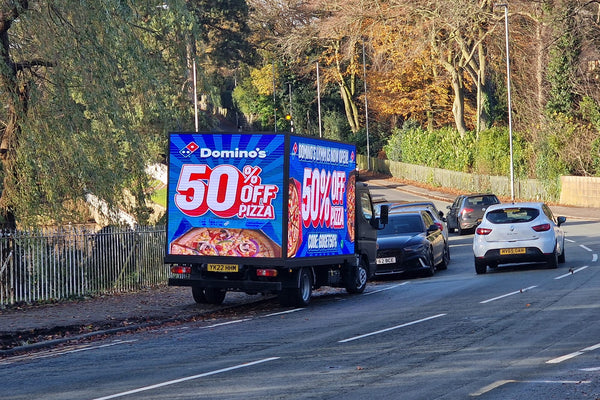 The Benefits of Hiring an Outdoor Advertising Van for Your Business #stardigitaladvans