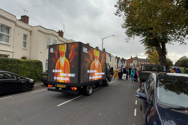 Hire Digital Advertising Van with STAR DIGITAL ADVANS